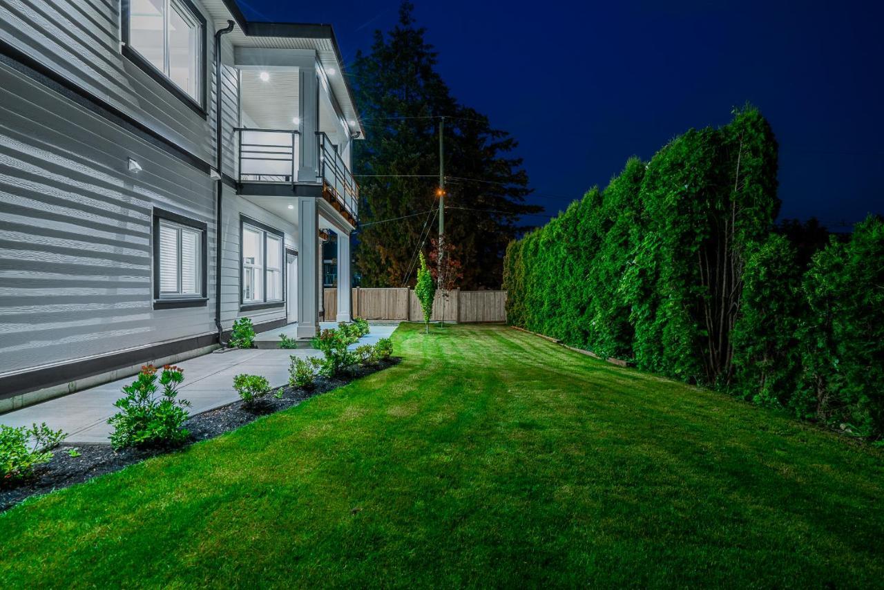 Sun Suite Surrey Exterior photo