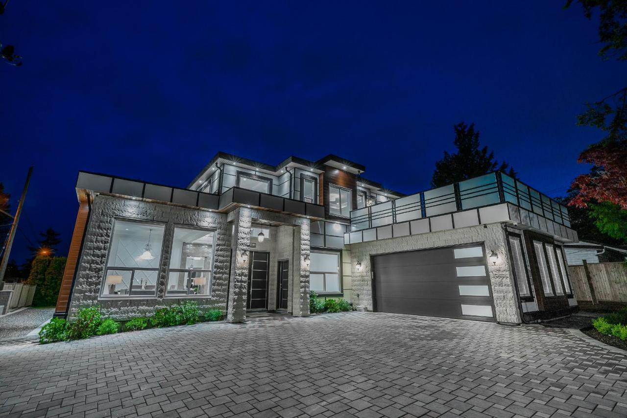 Sun Suite Surrey Exterior photo